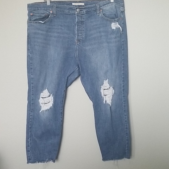 Levis Wedgie plus skinny cropped cutoff pants 24W - Picture 2 of 14
